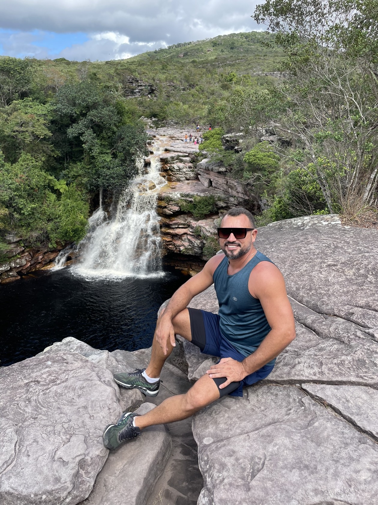 Pai Inácio com Poço do Diabo 10